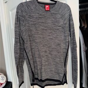 Nike Tech Knit crewneck size M